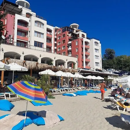 5 Stars In Rich Complex * Nesebar